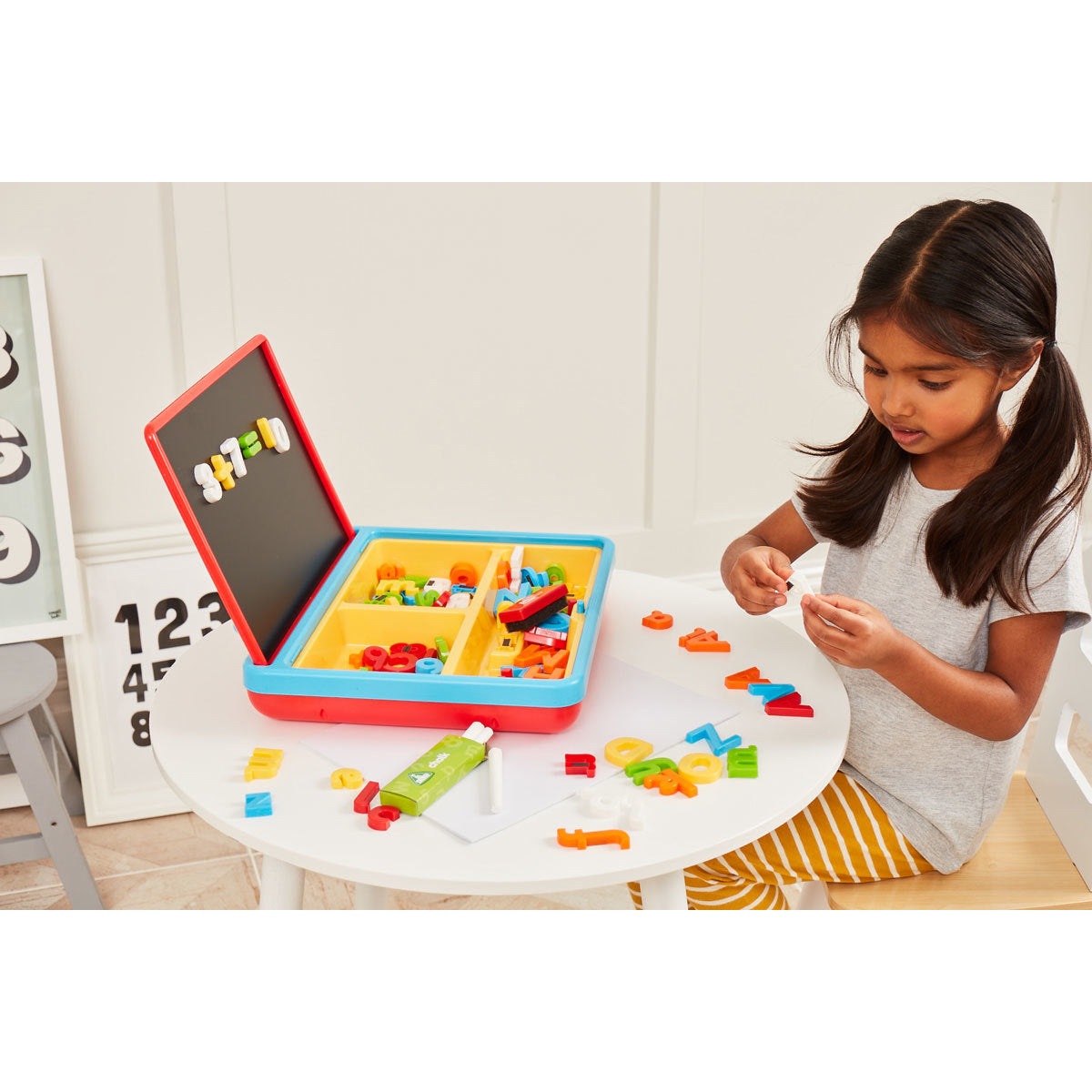 Magnetic Playcentre Red