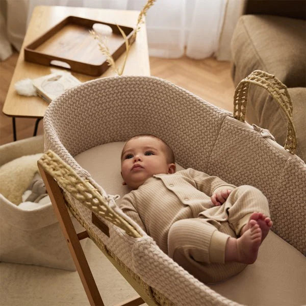 Organic Knitted Moses Basket, Mattress & Natural Foldable Stand Set