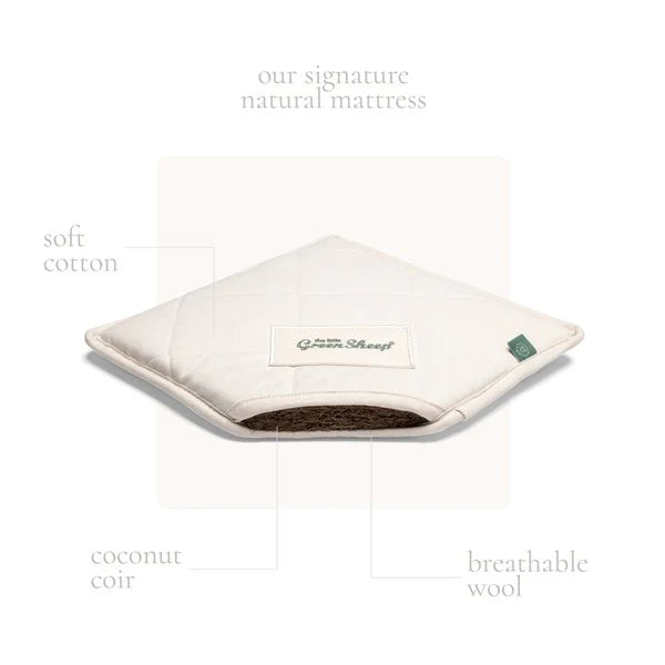 Organic Knitted Moses Basket, Mattress & Natural Foldable Stand Set