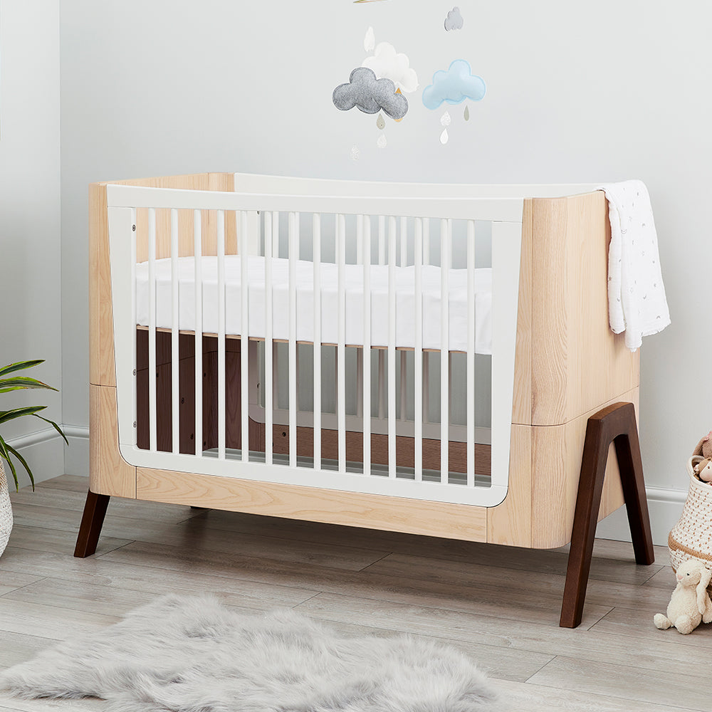 Hera Cot Bed