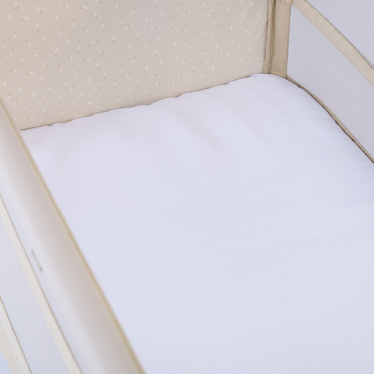 Cozee Zen Bedside Crib