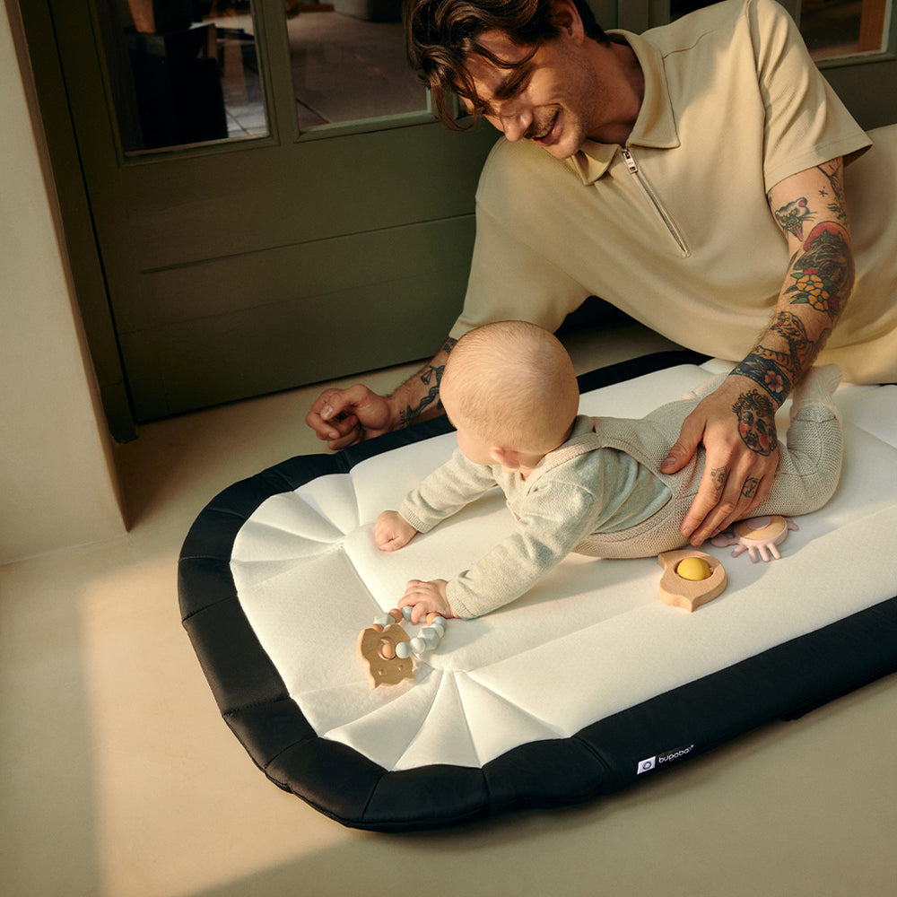 black-baby-nest-cocoon-pushchair-stroller-bugaboo-kaliedy-10