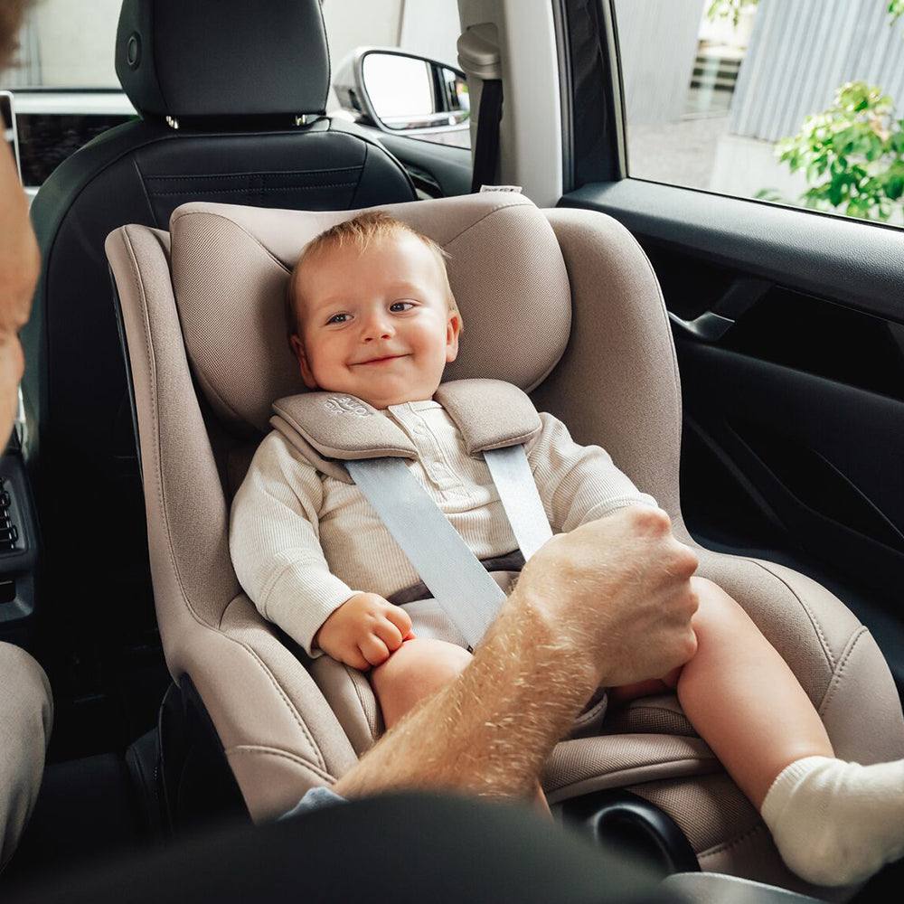 child-car-seat-britax-Dualfix-Pro-M kaliedy car seat experts