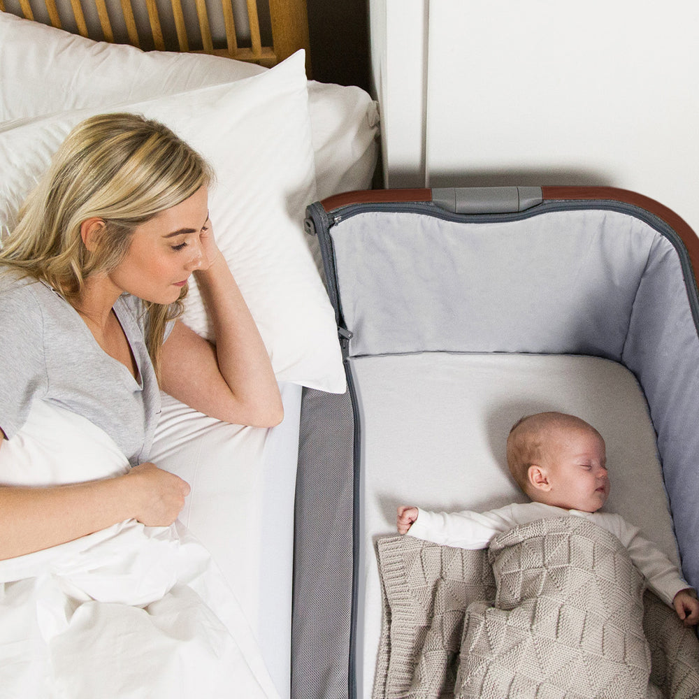 CoZee Luxe Bedside Crib