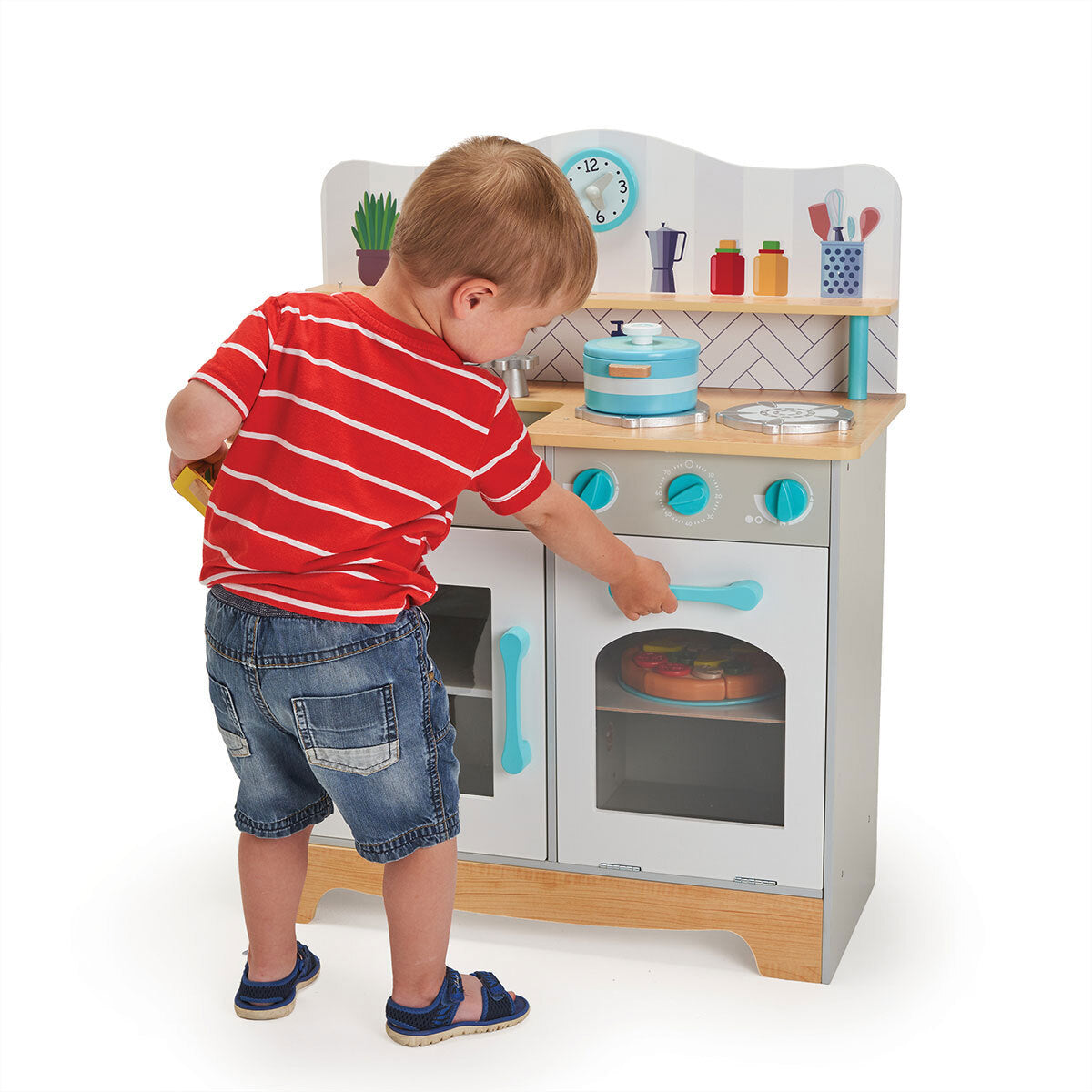 Wooden Classic Kitchen