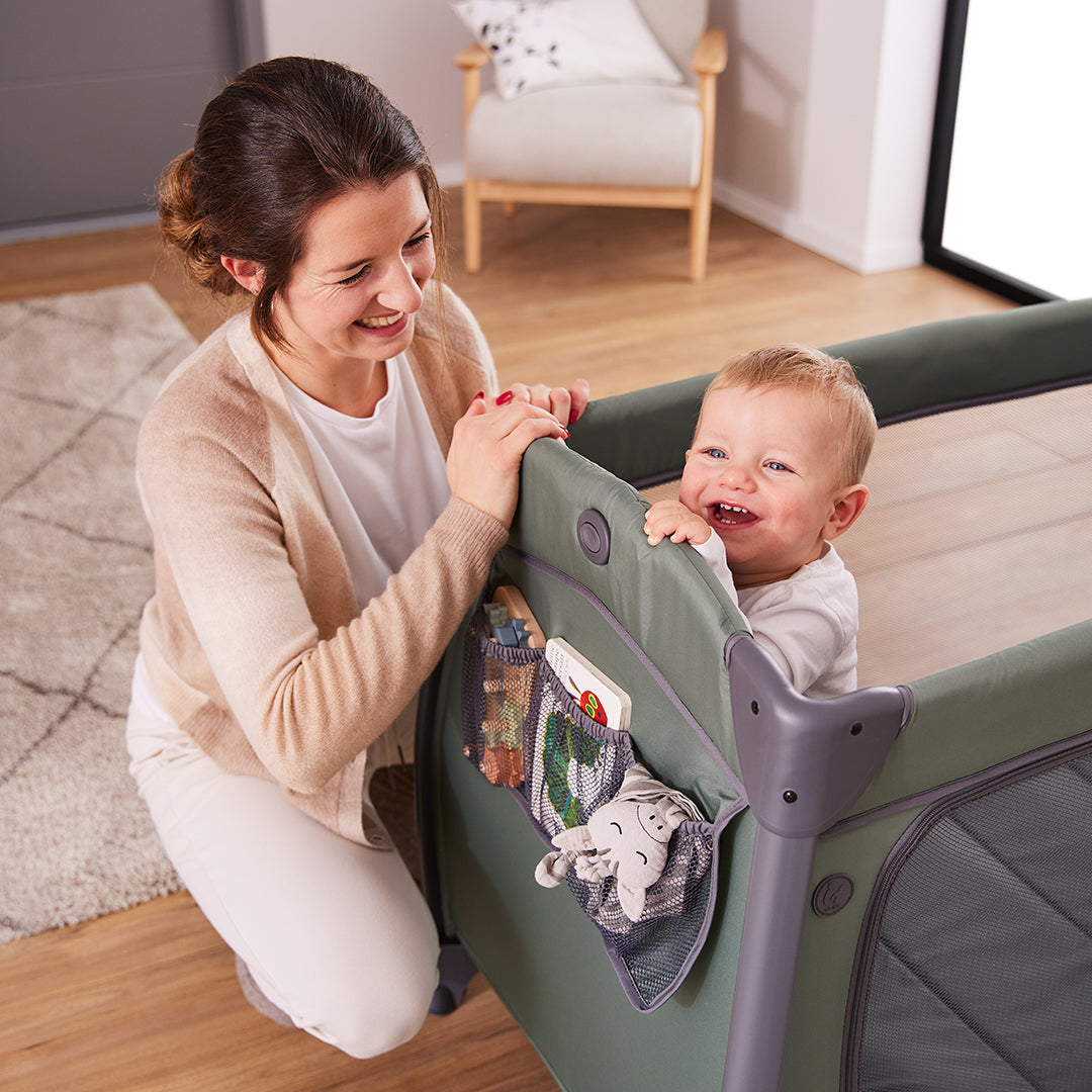 Play N Relax Travel Cot