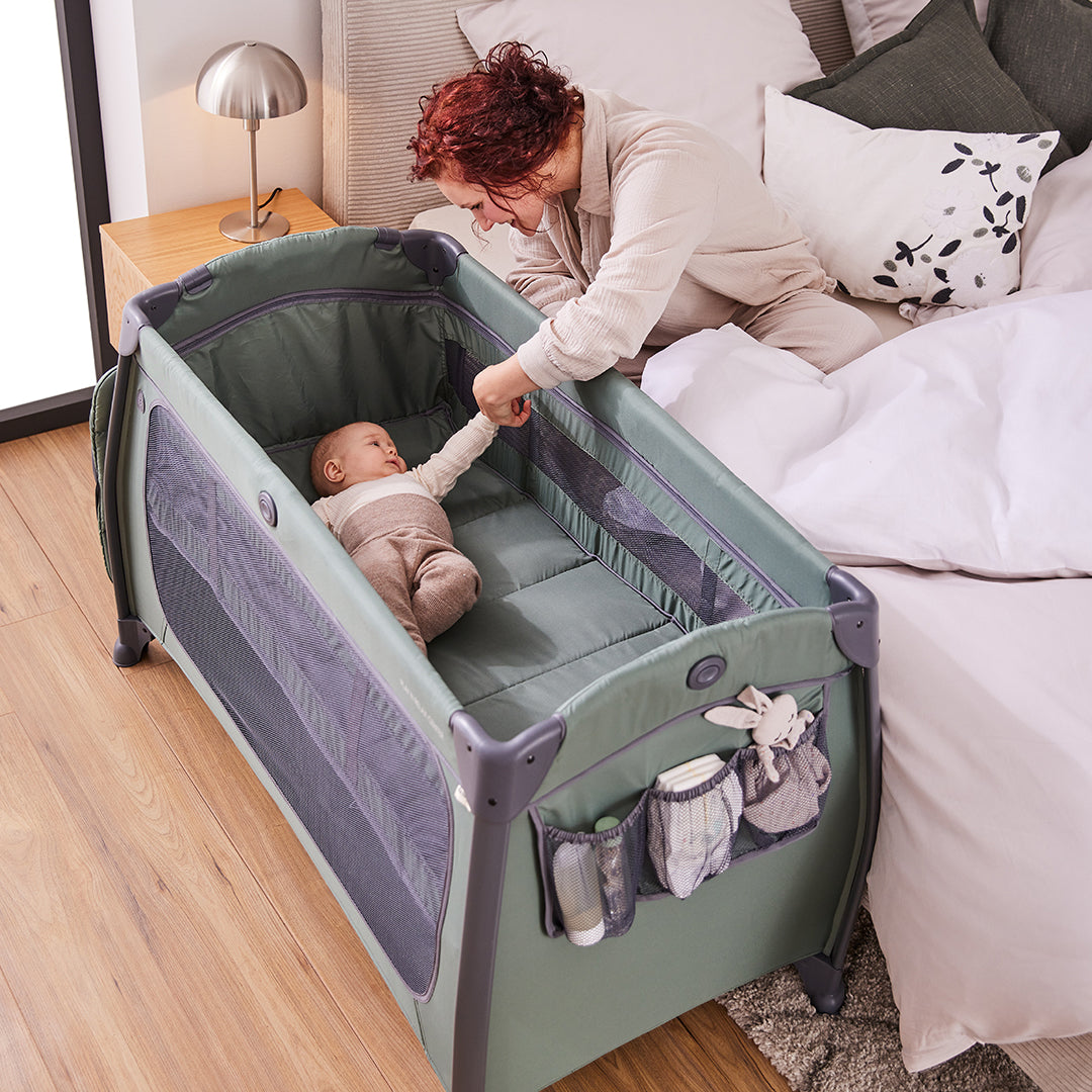 Play N Relax Travel Cot