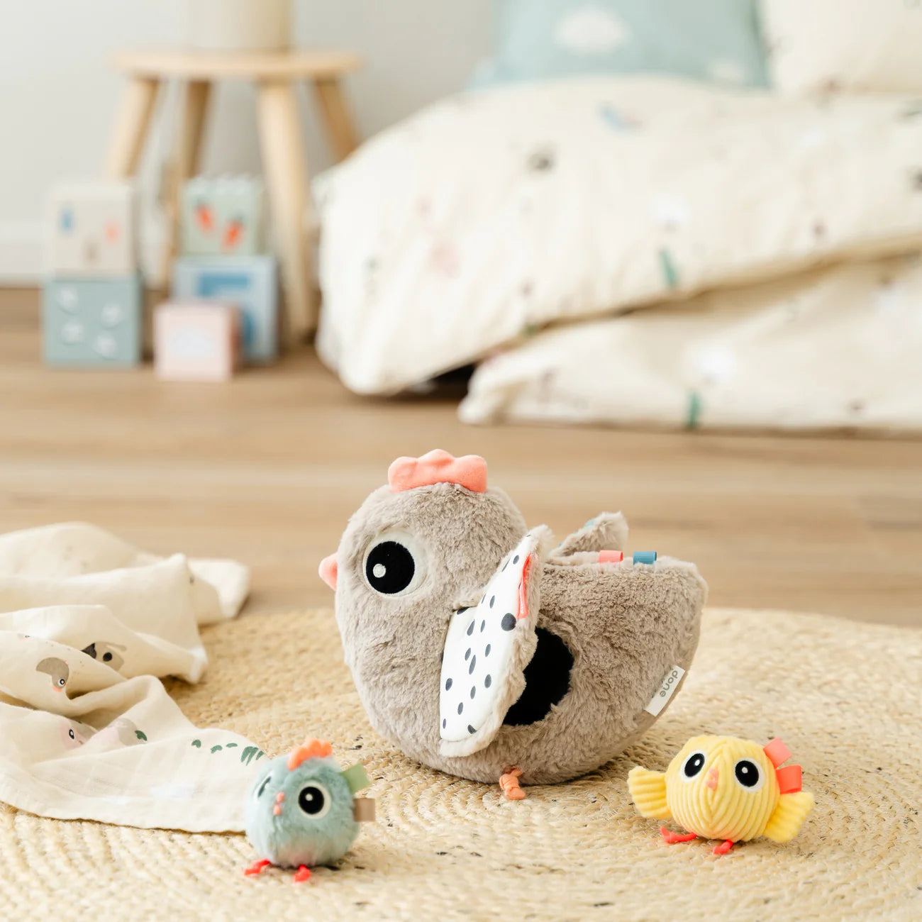 Hide & Seek Activity Toy - Clucky