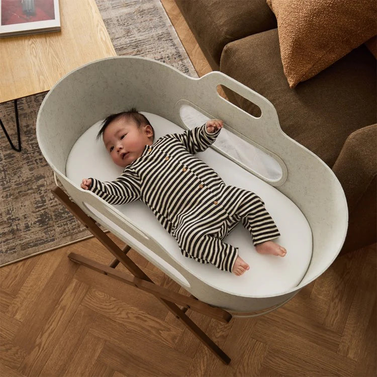 SnuzBaskit Moses Basket & Stand