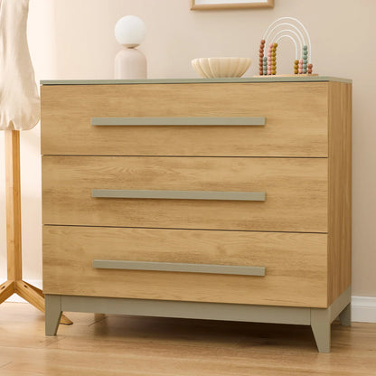 Hallee Chest Changer