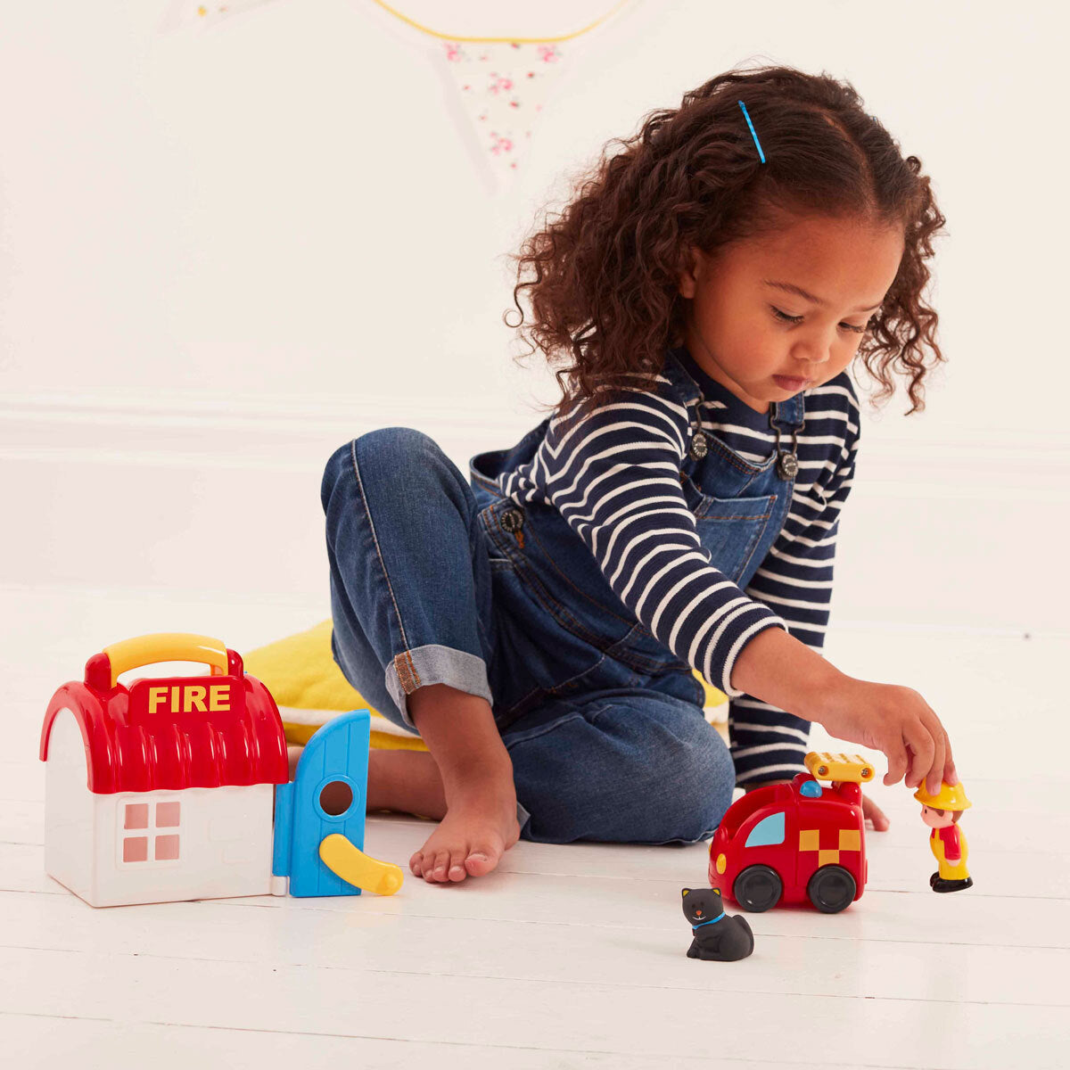 Happyland Take and Go Fire Station