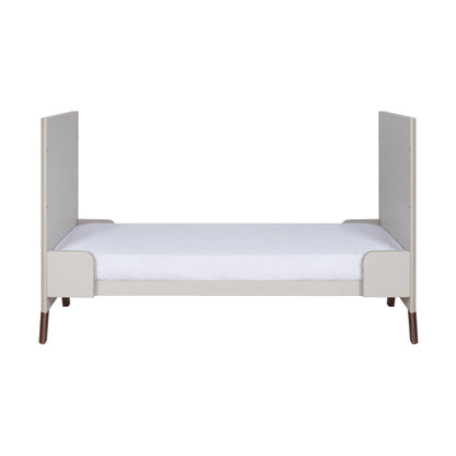 Fuori Cot Bed