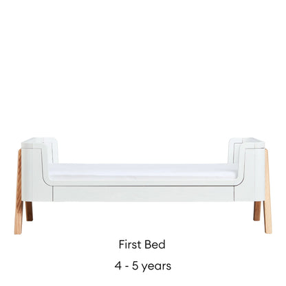 Hera Cot Bed