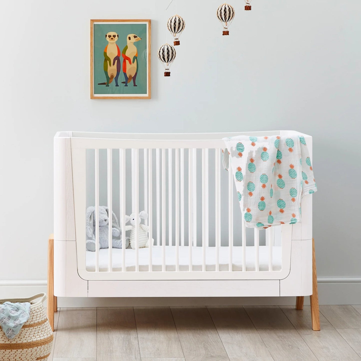 Hera Cot Bed