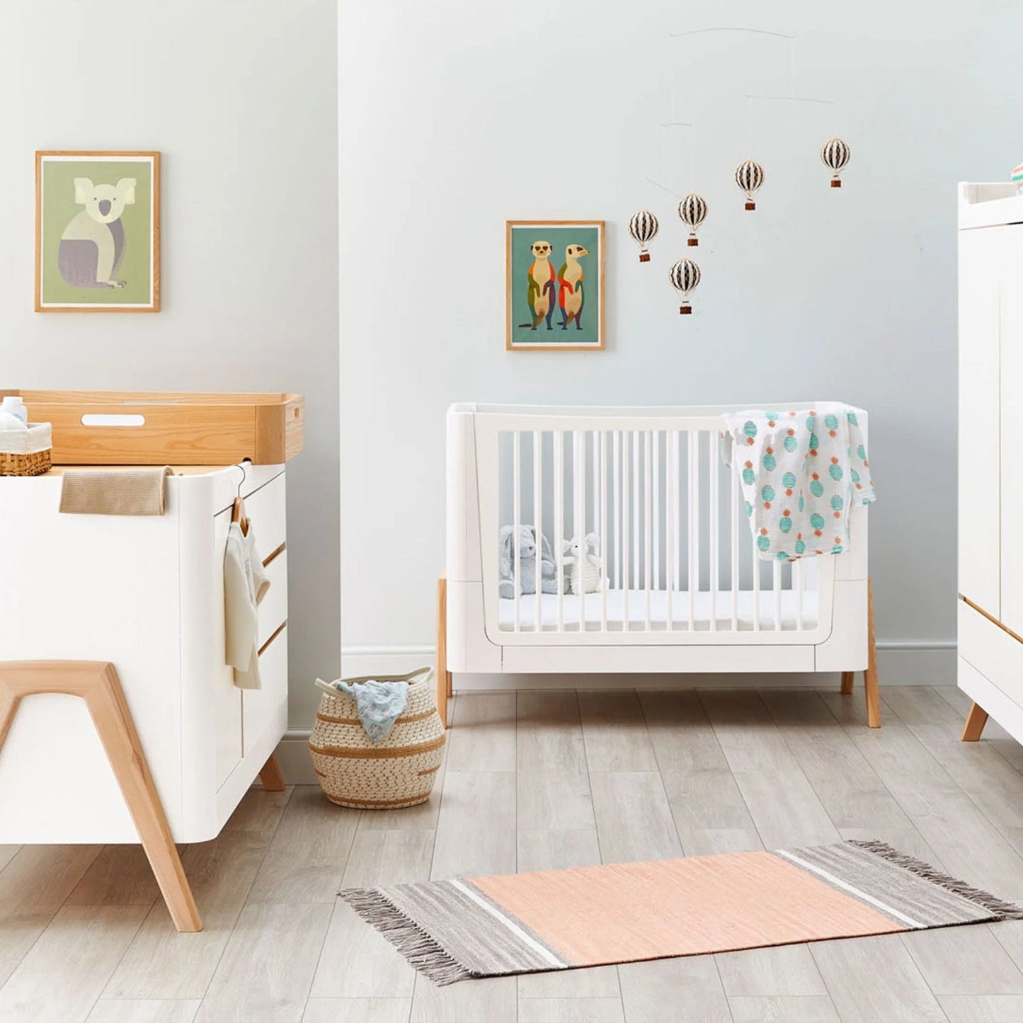 Hera Cot Bed