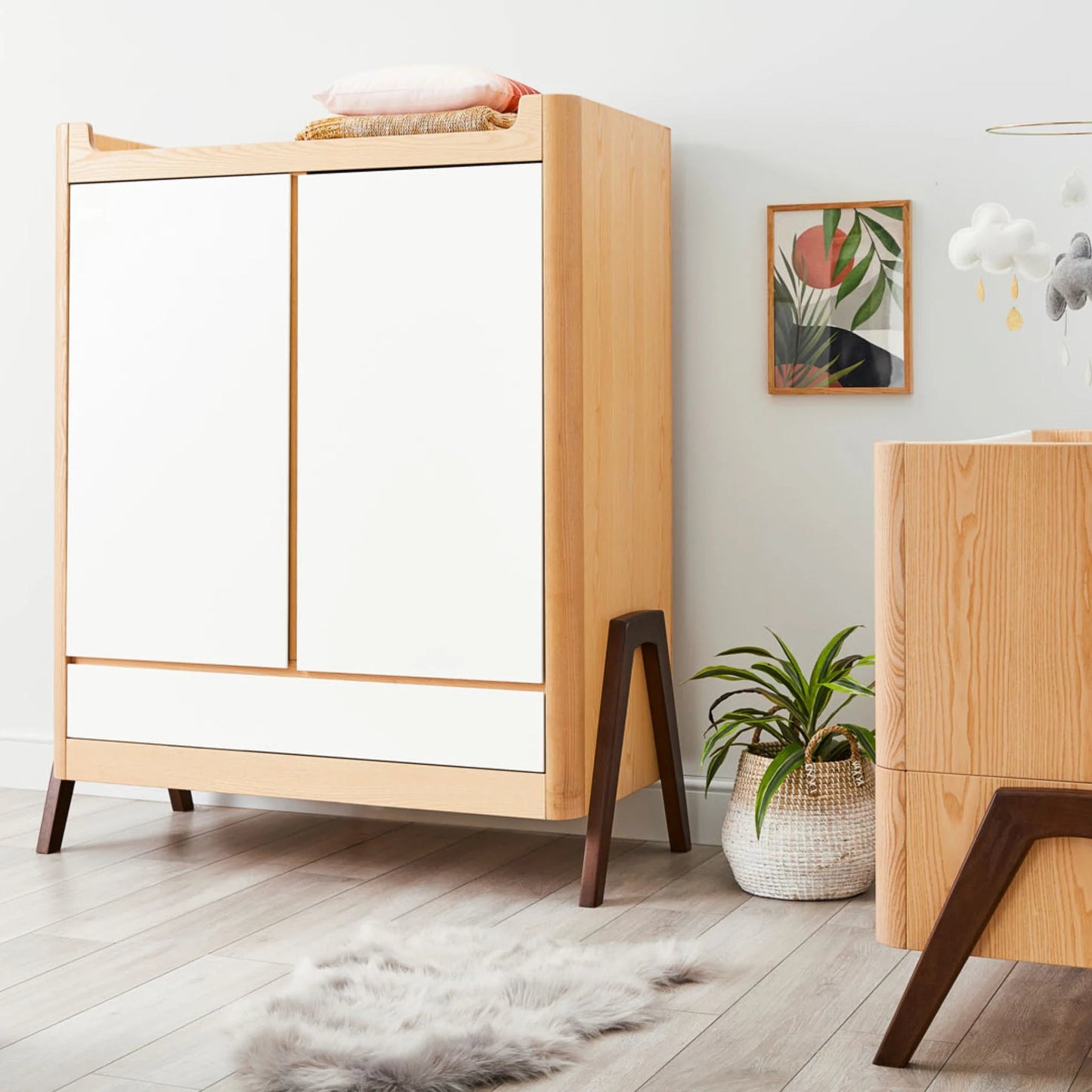 Hera Wardrobe