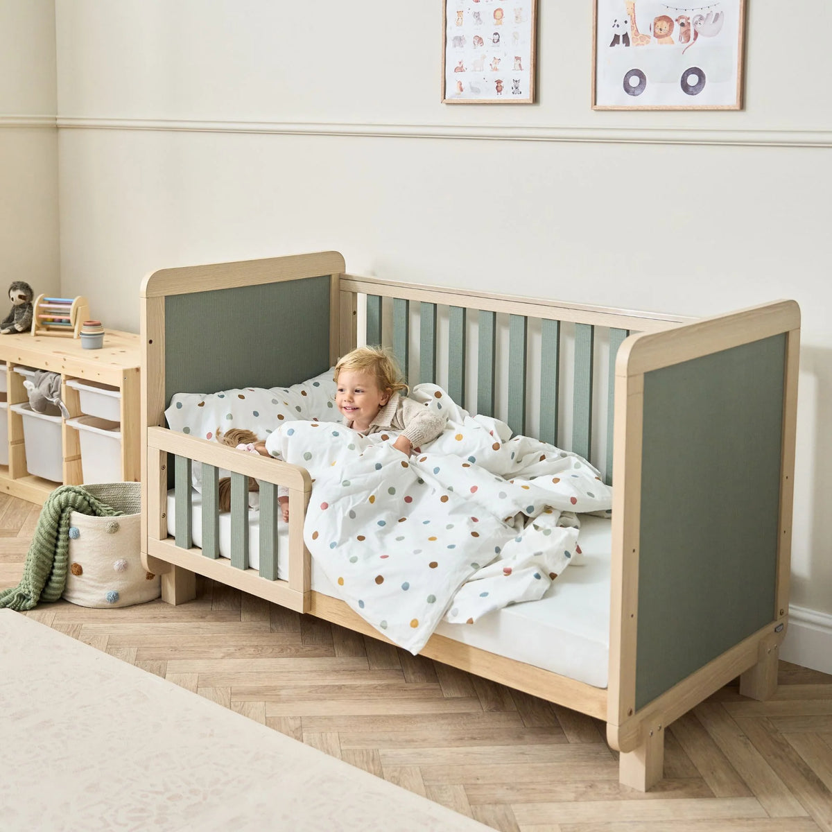Kuba Cot Bed