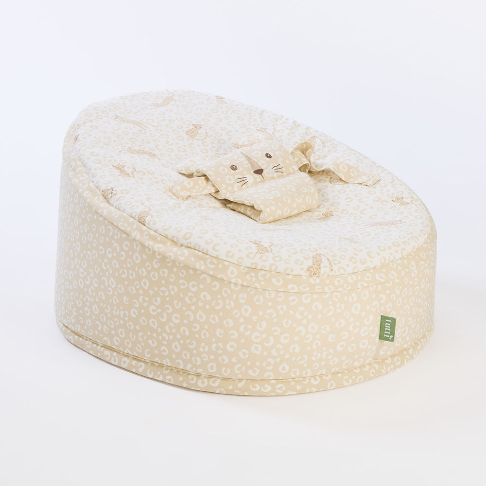 beige cat baby-bean-bag-love-cats-tutti-bambini-kaliedy
