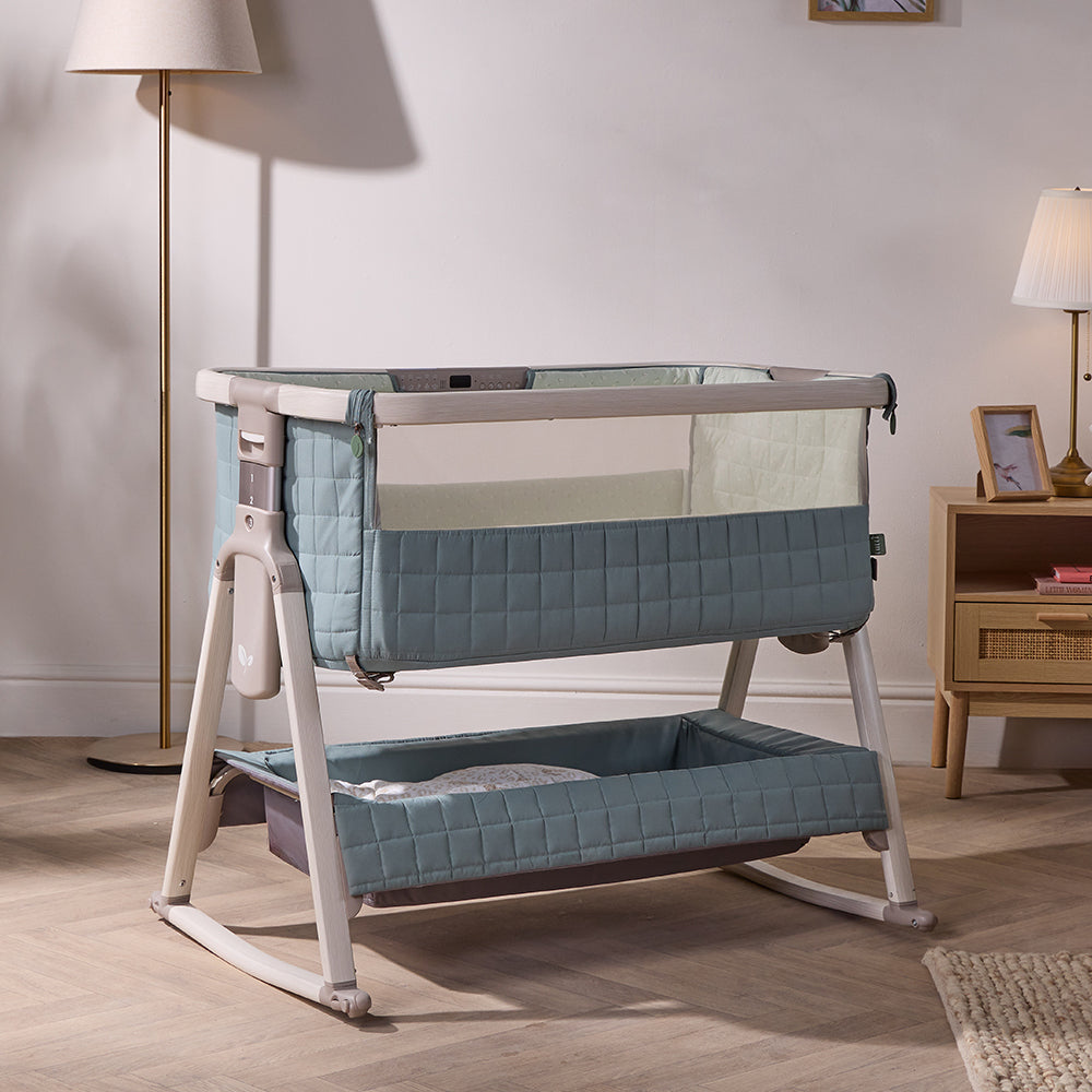 blue-bedside-crib-cozee-sense-sensory-bar-nursery-furniture-tutti-bambini-kaliedy