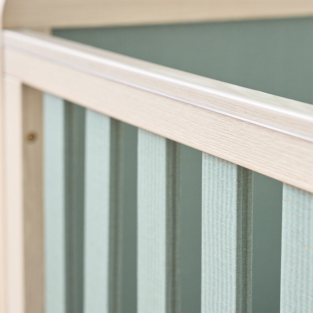 Kuba Cot Bed