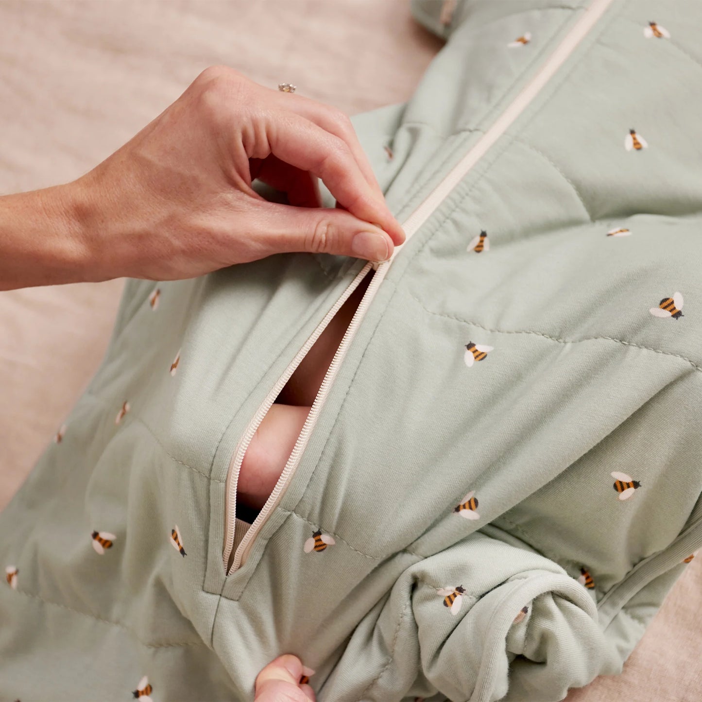 Swaddle Up™ Stage 2 Transition Bag Quilted Cotton 2.5 Tog - Olive Bees