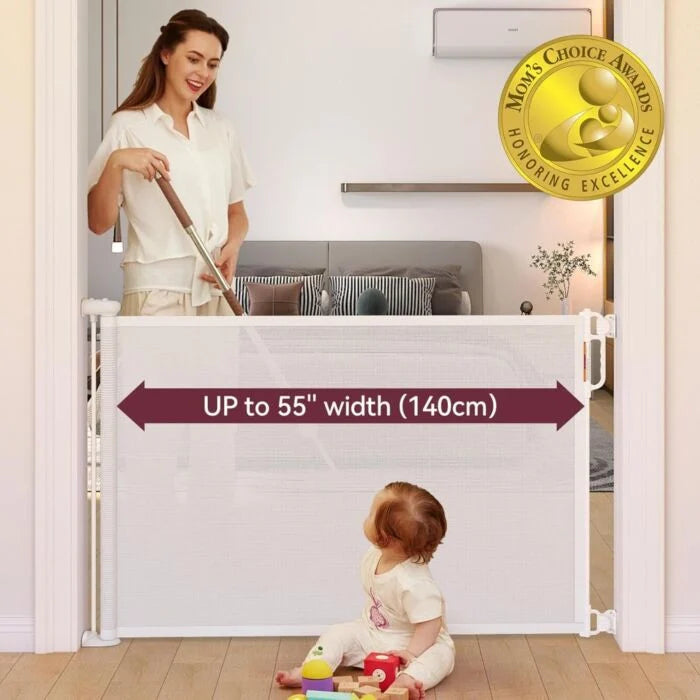 Retractable Baby Gate - White
