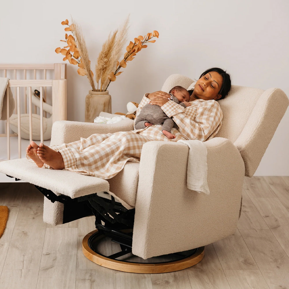 Lyra Nursing Chair