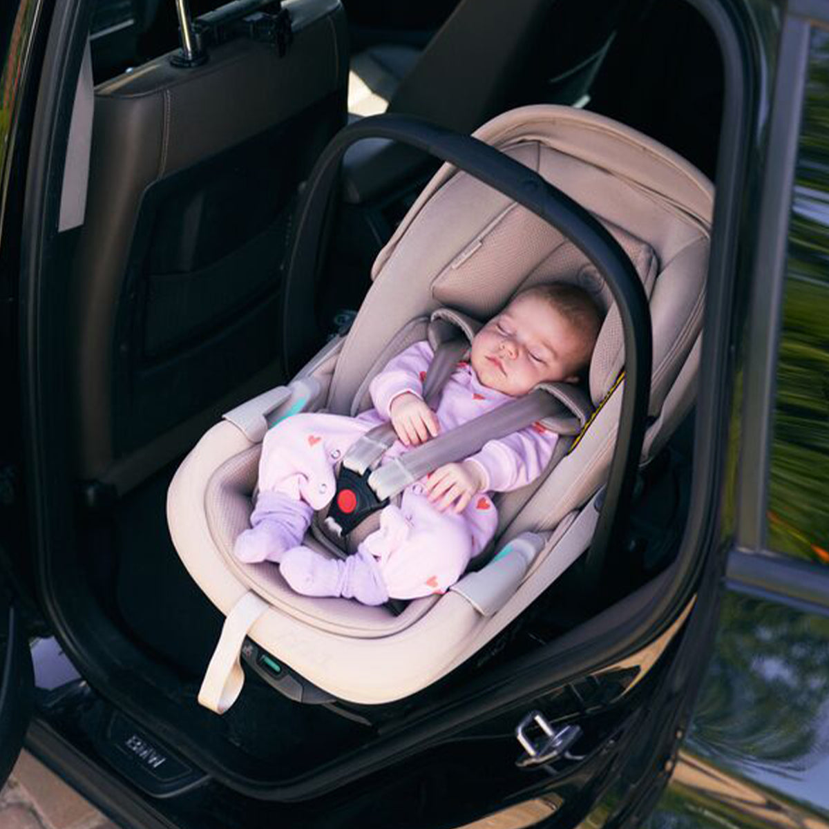 Joolz Hub² All-in-One Bundle x Maxi Cosi Pebble Slide Pro