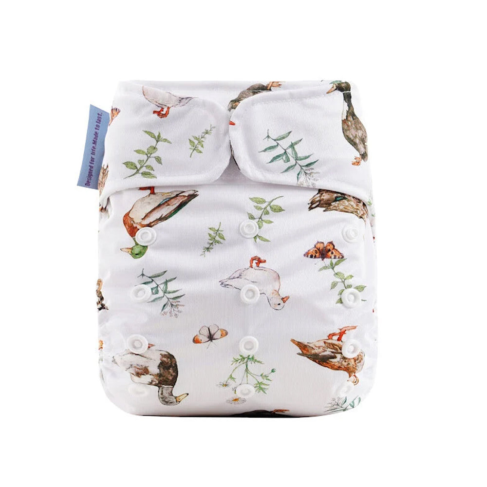 white duck print reuseable-baby-changing nappy-ecokinly-kaliedy-3