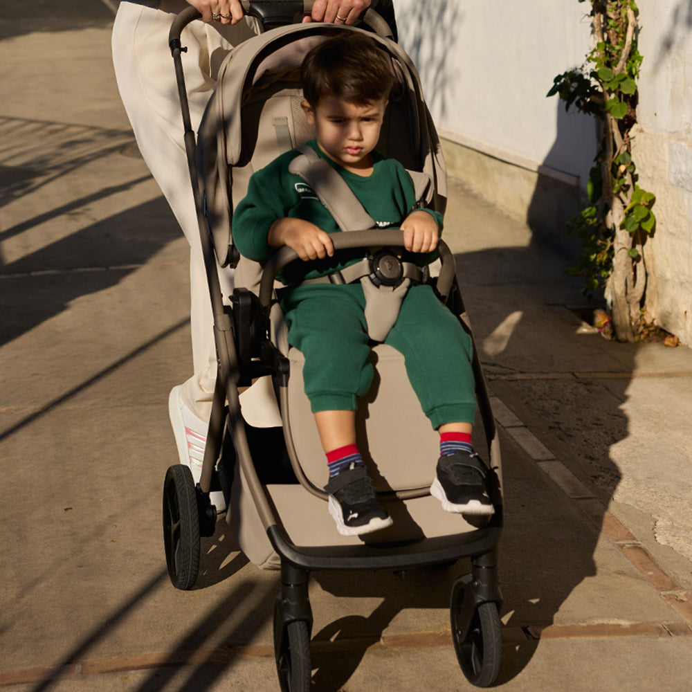 Tila Pushchair