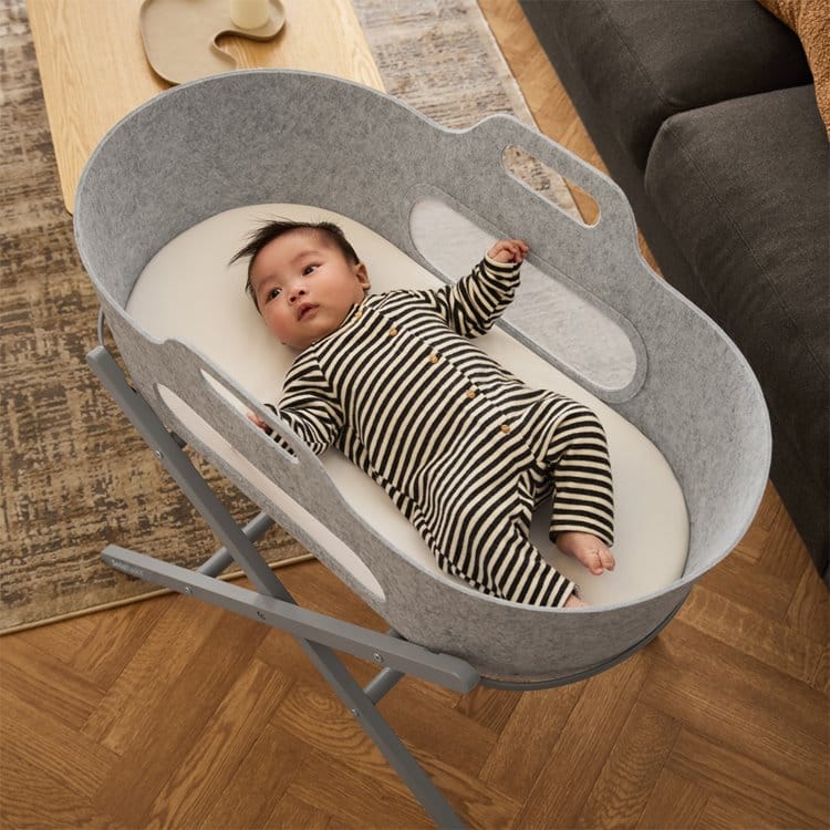 SnuzBaskit Moses Basket & Stand