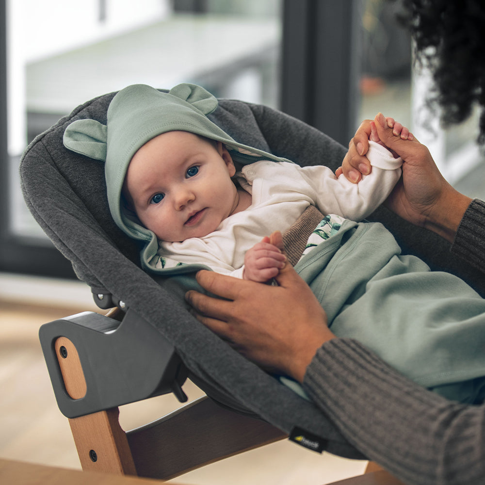 Fox 5 Renew Complete, Maxi Cosi Pebble 360 & Familyfix 360 Base Newborn Bundle