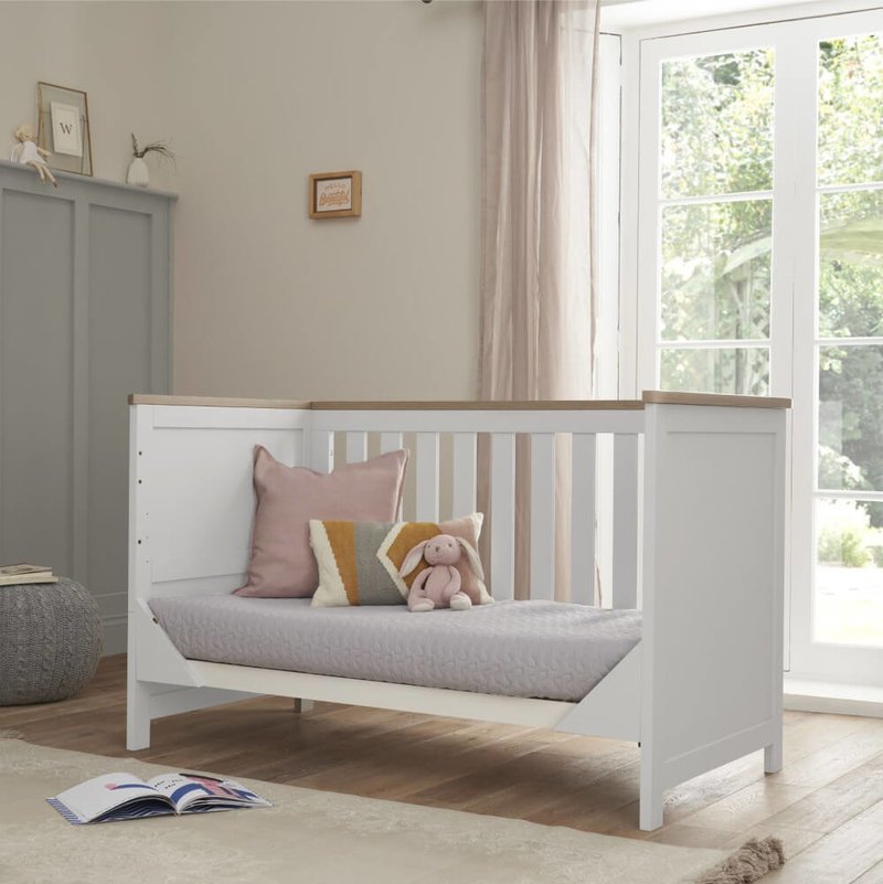 Verona Cot Bed - White & Oak