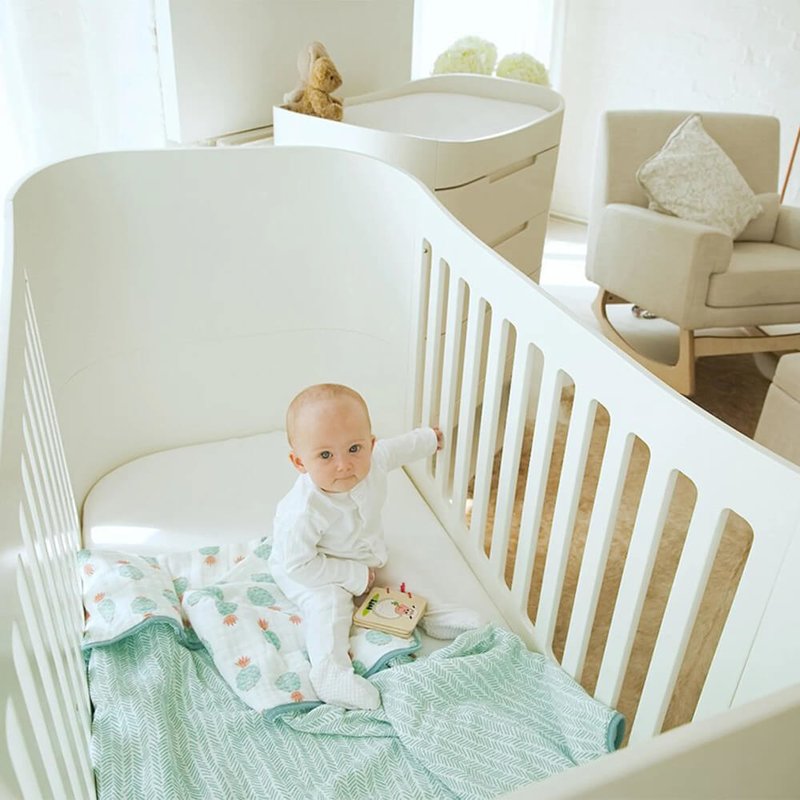 Serena Cot Bed - White